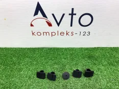 Клипса шумоизоляции капота Audi A4