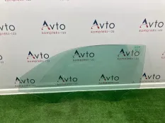 Стекло двери Audi A1
