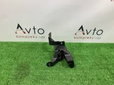 Кронштейн фары Audi TT