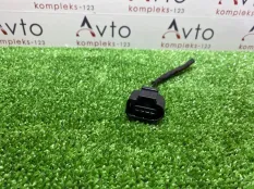 Разъем Audi Q3