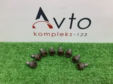 Болт маховика Mercedes-Benz E-Class