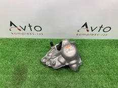 Кронштейн ТНВД Mercedes-Benz E-Class