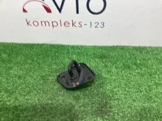 Ответная часть замка капота Mercedes-Benz E-Class