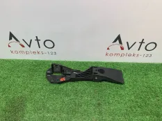 Крюк замка капота Audi A6