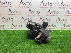 Корпус термостата Mercedes-Benz C-Class