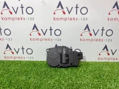 Сервопривод заслонок печки Audi A4