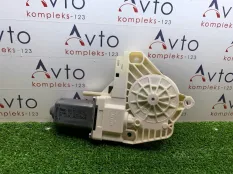 Моторчик стеклоподъемника Audi A4