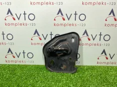 Ответная часть замка капота Audi A1