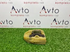 Кронштейн радиатора Audi A3