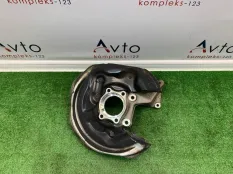 Кулак поворотный Audi Q3