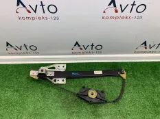 Стеклоподъемник Audi Q3