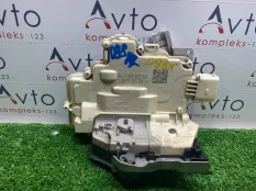 Замок двери Audi A6
