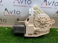 Моторчик стеклоподъемника Audi A4