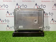 Блок управления двигателем Volkswagen Jetta