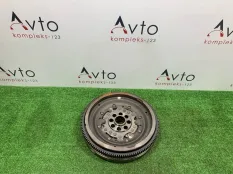 Маховик Audi Q3