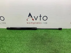 Амортизатор багажника Audi Q3