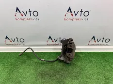 Суппорт тормозной Audi Q3