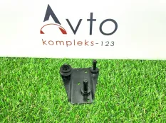 Кронштейн блока ABS Audi A4