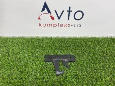 Ответная часть замка капота Audi A6