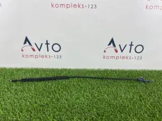 Тросик замка капота Volkswagen Tiguan