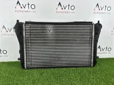 Интеркулер Volkswagen Golf