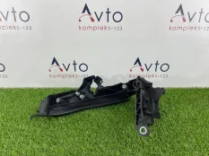 Кронштейн фары Audi A4