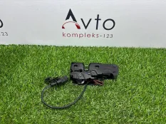 Замок капота Audi Q7