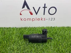 Насос омывателя Volkswagen Golf