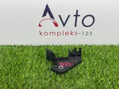 кронштейн датчика abs Mercedes-Benz C-Class