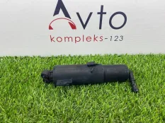 Форсунка омывателя фар Audi A4