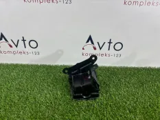 Кронштейн блока ABS Audi A8