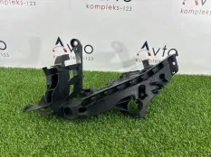 Кронштейн фары Audi A4