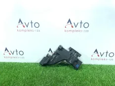 Кронштейн фары Audi Q5