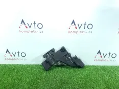 Кронштейн фары Audi Q5