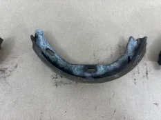 Колодки ручного тормоза Mercedes-Benz C-Class