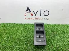 Блок управления стеклоподъемниками Skoda Rapid