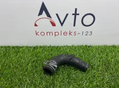 Патрубок системы охлаждения Audi A5