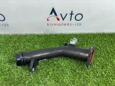 Патрубок воздушный Mercedes-Benz B-Class