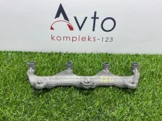 Кронштейн впускного коллектора Audi A5