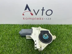 Моторчик стеклоподъемника Audi Q5