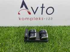 Блок управления стеклоподъемниками Audi Q5