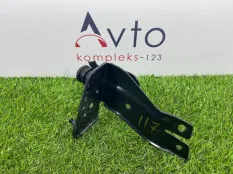 Кронштейн блока ABS Skoda Rapid