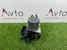 Блок abs (насос) Audi A4