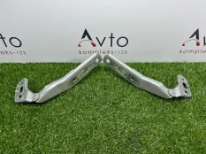 Петля капота Audi A6