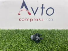 Отбойник капота Mercedes-Benz A-Class