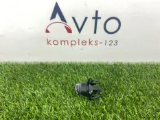 Отбойник капота Mercedes-Benz A-Class