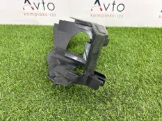 Кронштейн фары Audi Q7