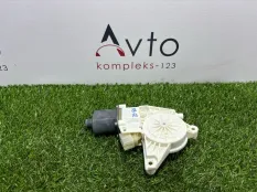 Моторчик стеклоподъемника Mercedes-Benz B-Class