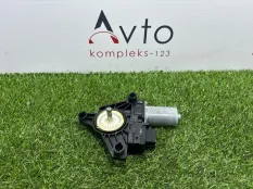 Моторчик стеклоподъемника Mercedes-Benz B-Class