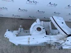 Лонжерон Audi TT